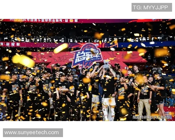 奥贝克帕助力山东队夺得CBA总冠军，表现出色获赞无数