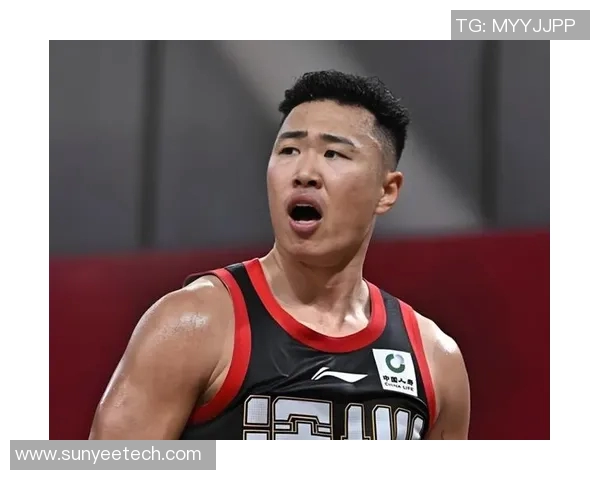 贺希宁带领深圳队在CBA赛季中展现出色表现引发广泛关注与热议