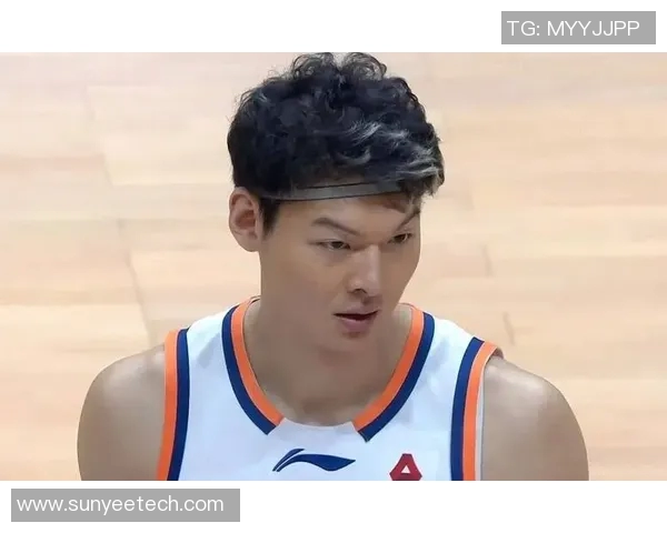 王哲林关键补射助力球队逆转胜利展现绝佳竞技状态