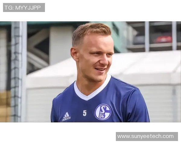 狼队客场雄风：沃尔夫斯堡客场3-1轻取沙尔克04